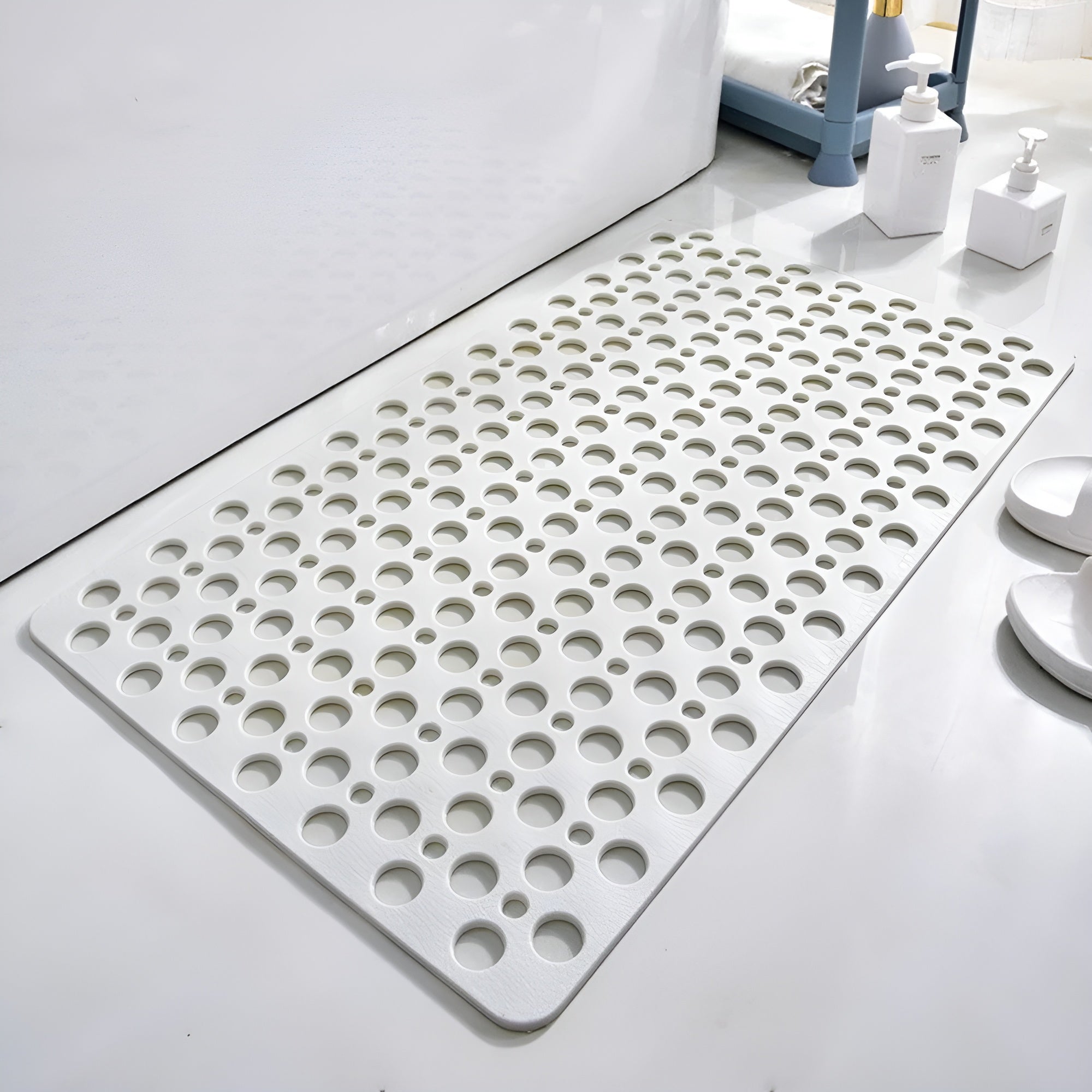 HydroHaven – Antislip Shower Mat Square Non Slip Bathroom Mat with Hygienic Drainage and Soft PVC Comfort Surface