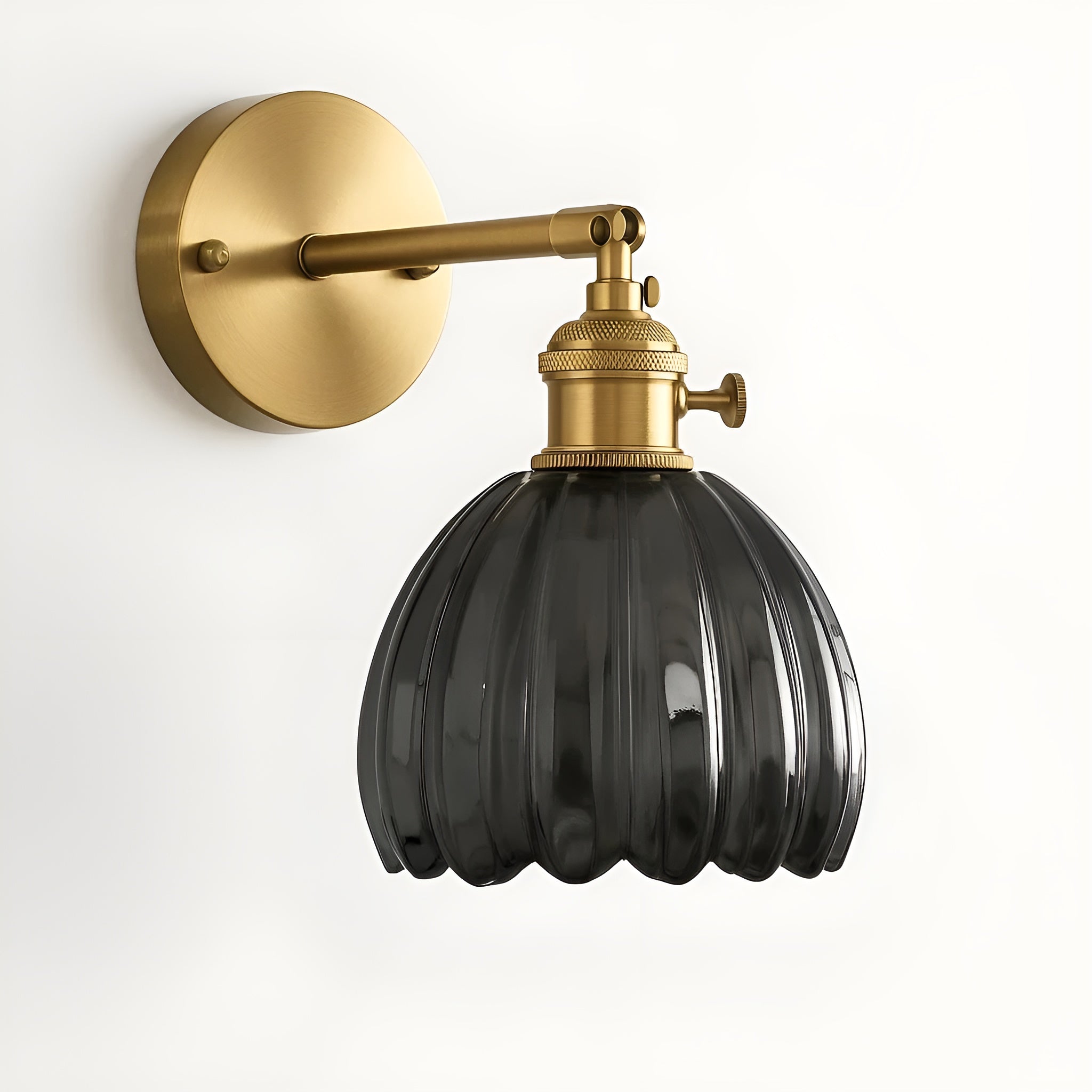 LumiFleur – Retro Glass Tulip Wall Lamp Elegant Vintage Light Fixture