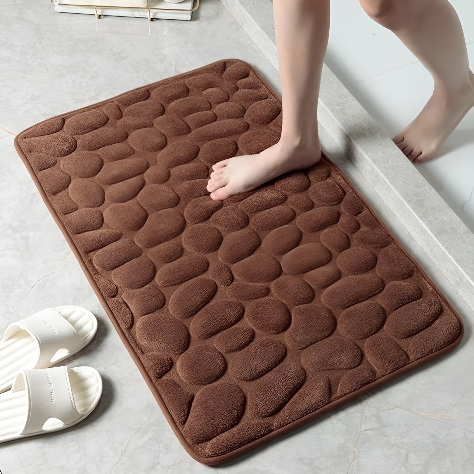 VeluraMat – Luxury Ultra-Soft Bath Mat Quick-Drying Non-Slip Microfiber