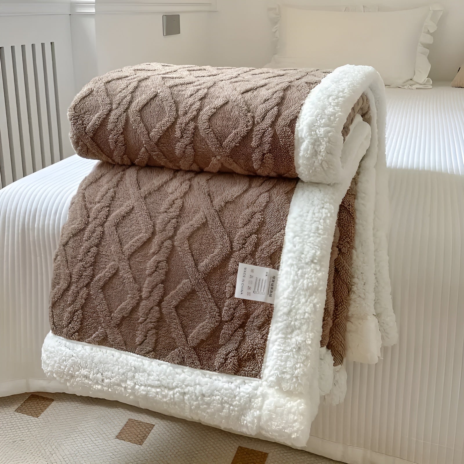CozyHaven - Snuggle Sherpa Fleece Blanket for All Seasons
