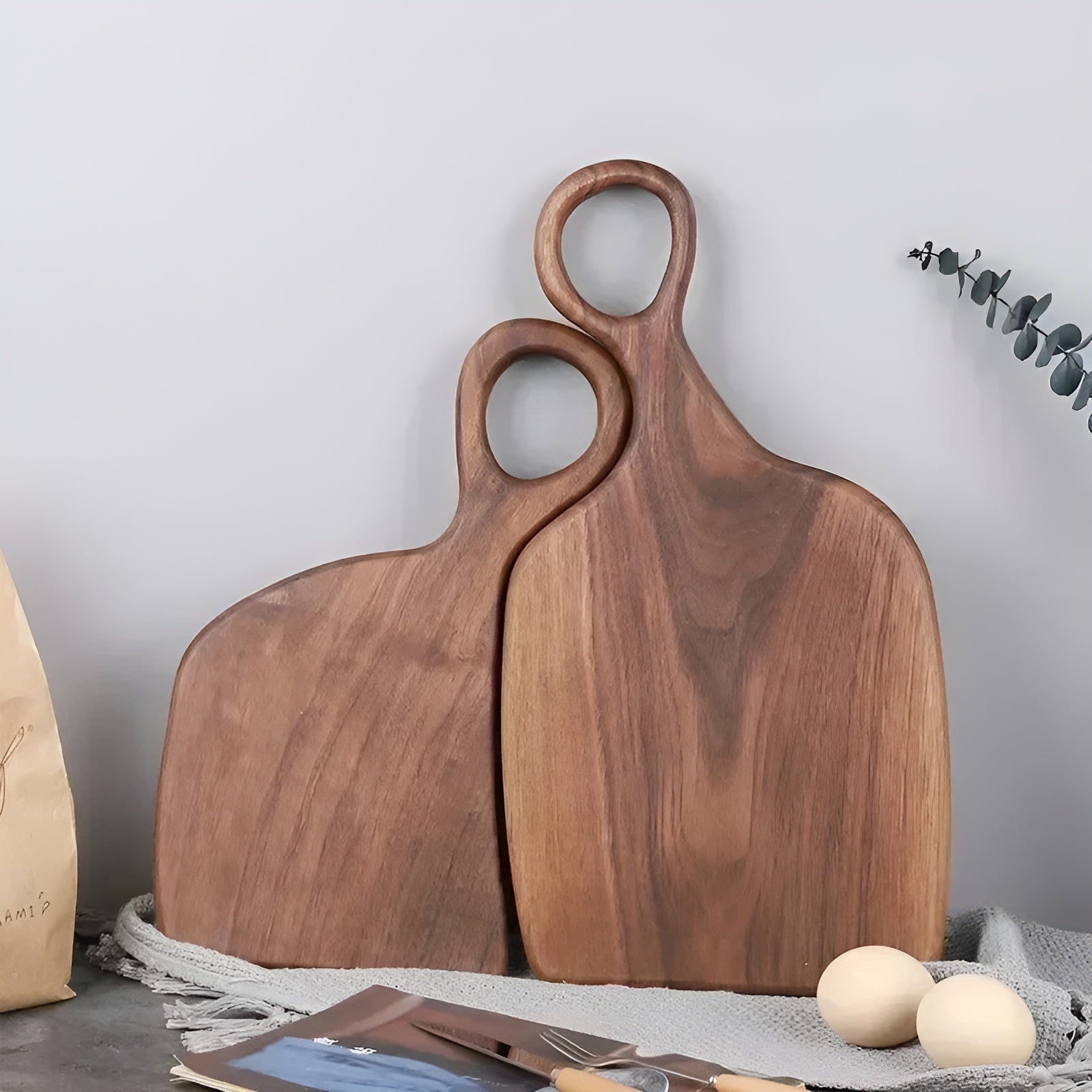 OakHaven – Luxury Double-Sided Walnut Chopping Board
