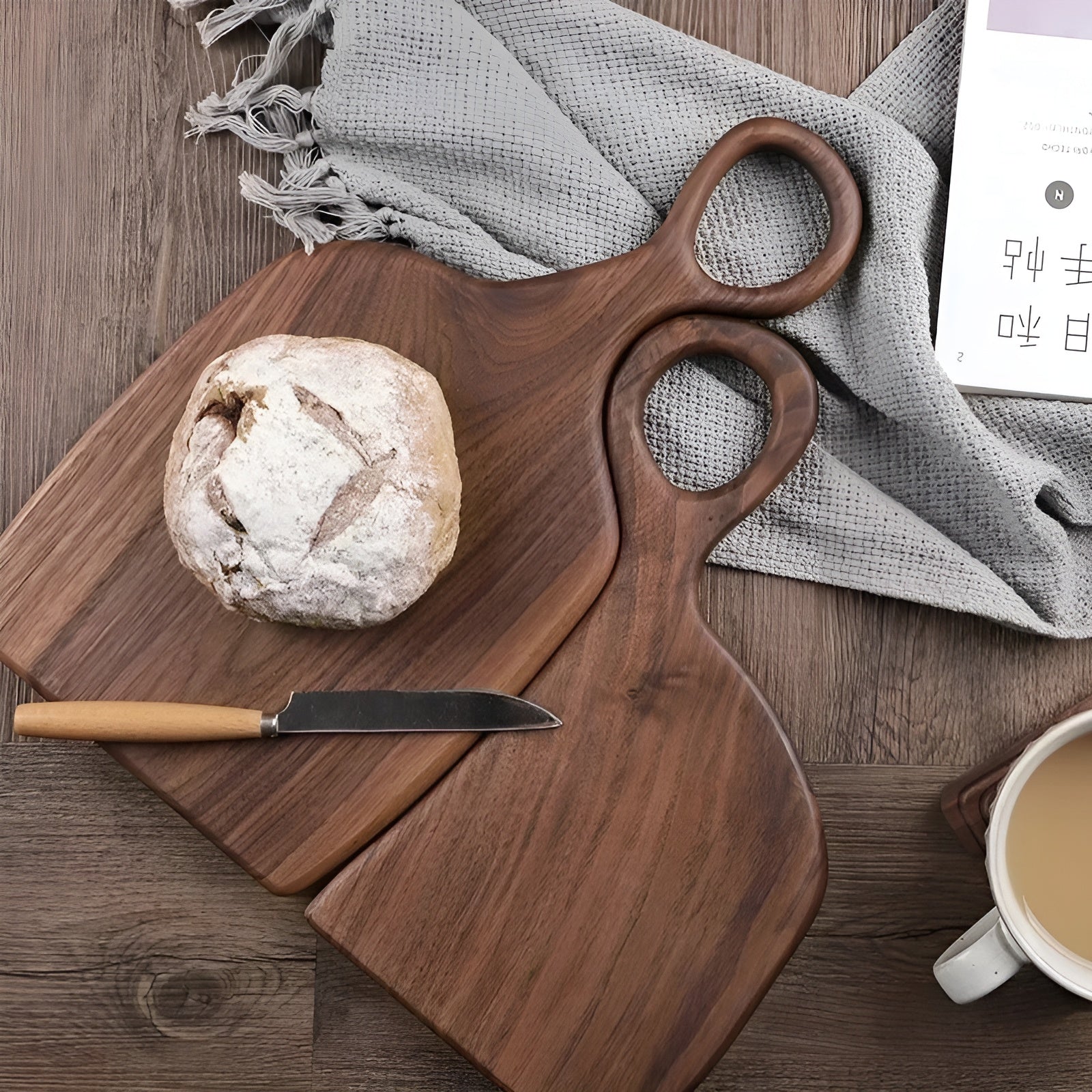 OakHaven – Luxury Double-Sided Walnut Chopping Board