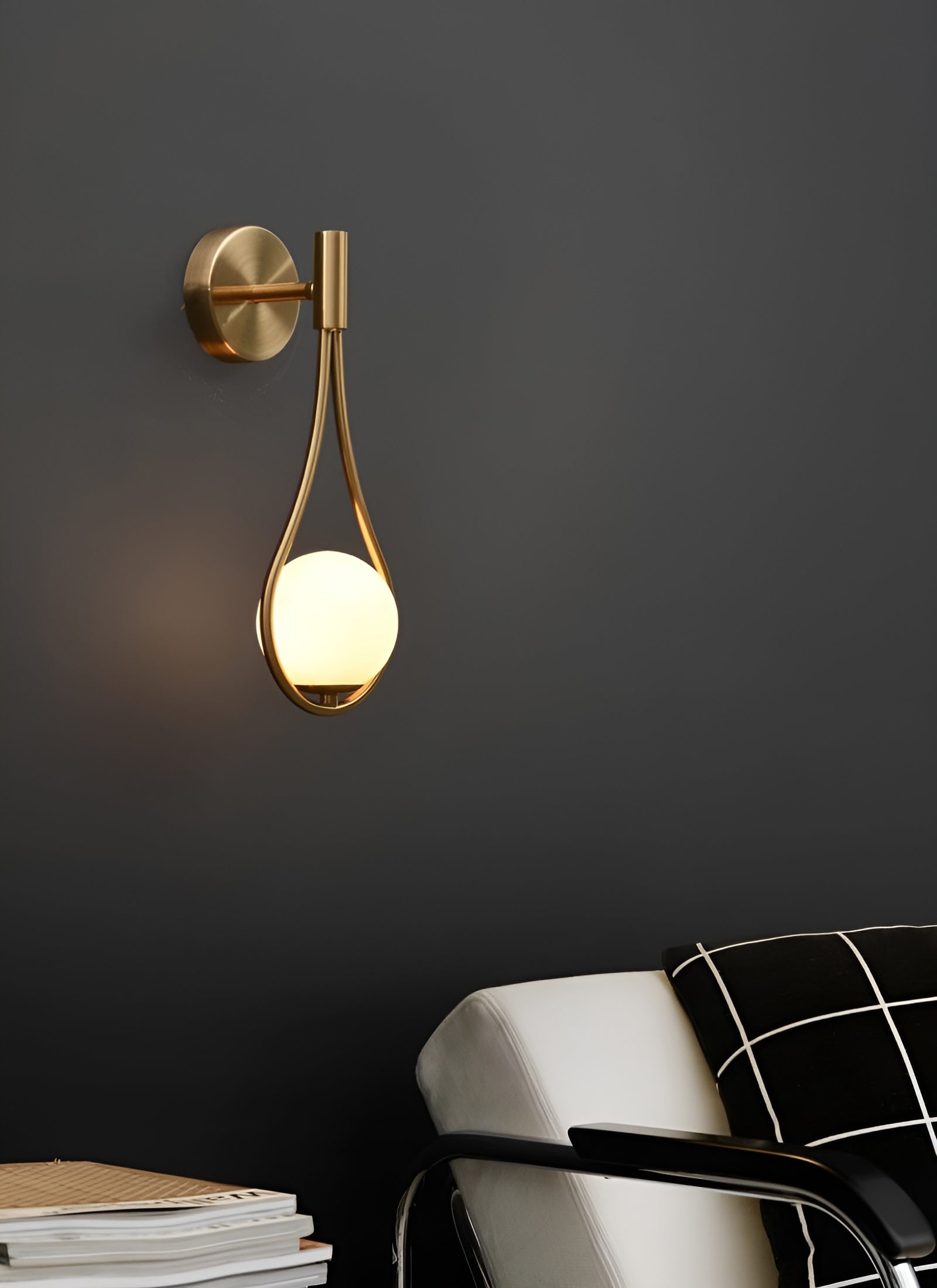 Glasoria – Nordic Glass Globe Wall Light with Elegant Scandinavian Sconce