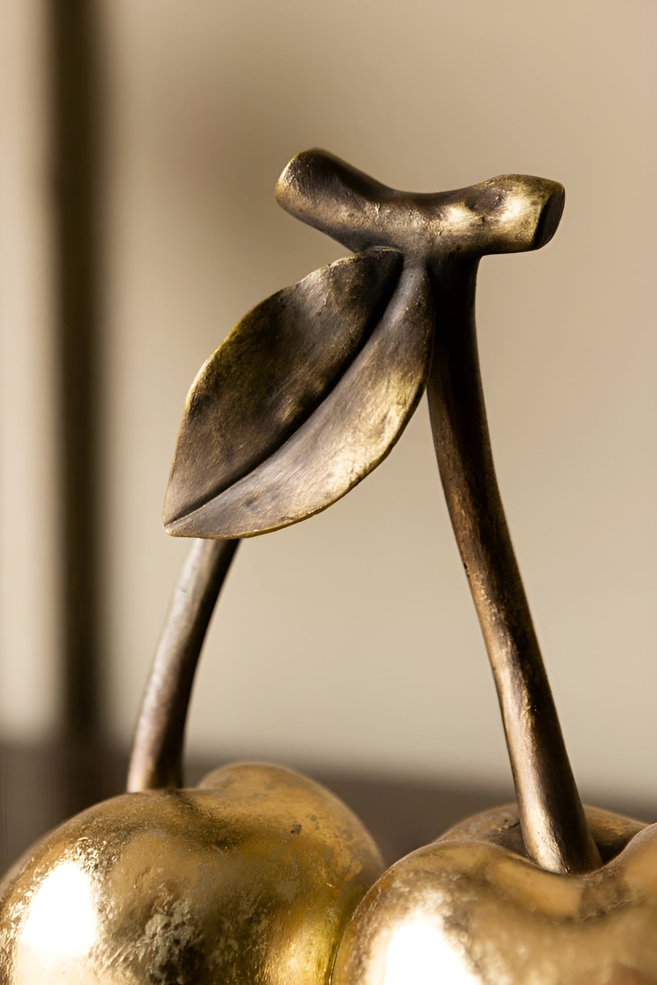 Gildelle – Golden Cherries Ornament Decorative Home Sculpture