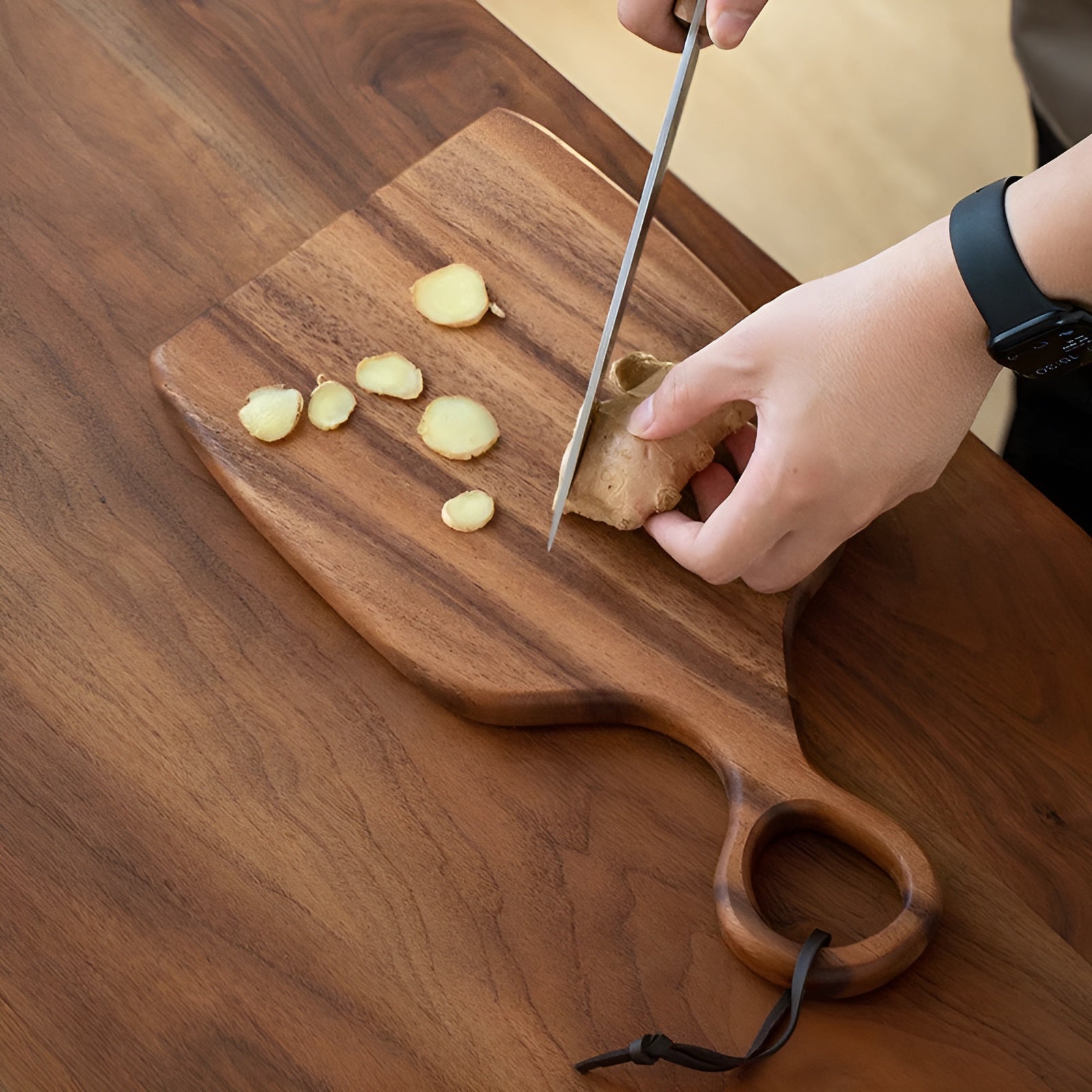 OakHaven – Luxury Double-Sided Walnut Chopping Board